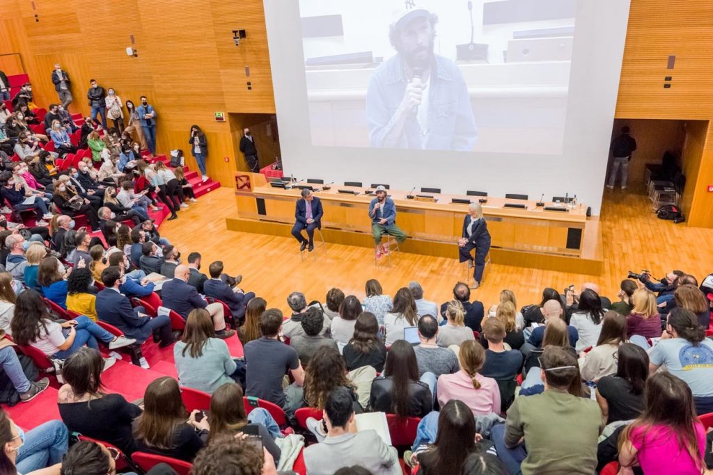 Jovanotti a Catanzaro Università Magna Graecia incontro studenti